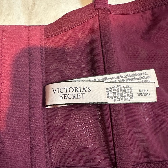 Victoria's Secret Burgundy Lace Bustier - Picture 12 of 12